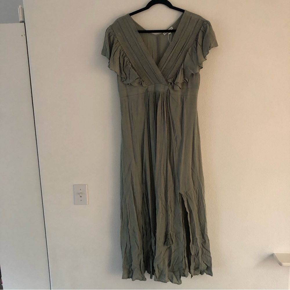 NWT Baltic Born Jennifer Sage Deep V Maxi Dress Size Large